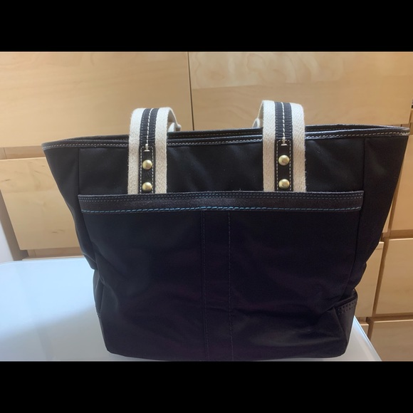 COACH Tote Bag (M05K-130 Hampton Tote) - Picture 2 of 11